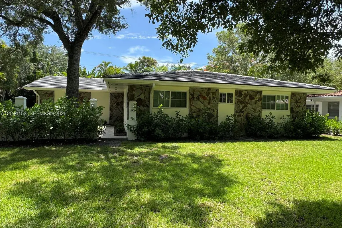 5907 Turin St # 5909, Coral Gables FL 33146