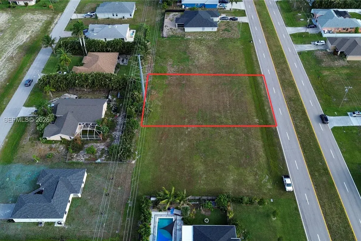 225 N EL Dorado BLVD, Cape Coral FL 33142