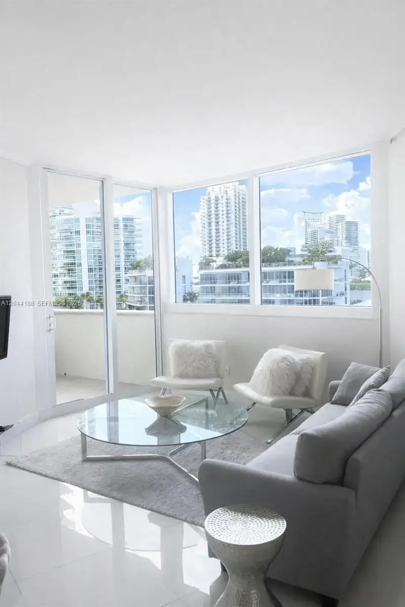 300 S Pointe Dr # 706, Miami Beach FL 33139 photo 5
