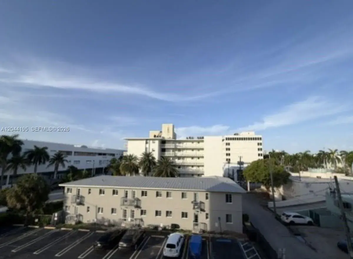 4141 Nautilus Dr # 4J, Miami Beach FL 33140