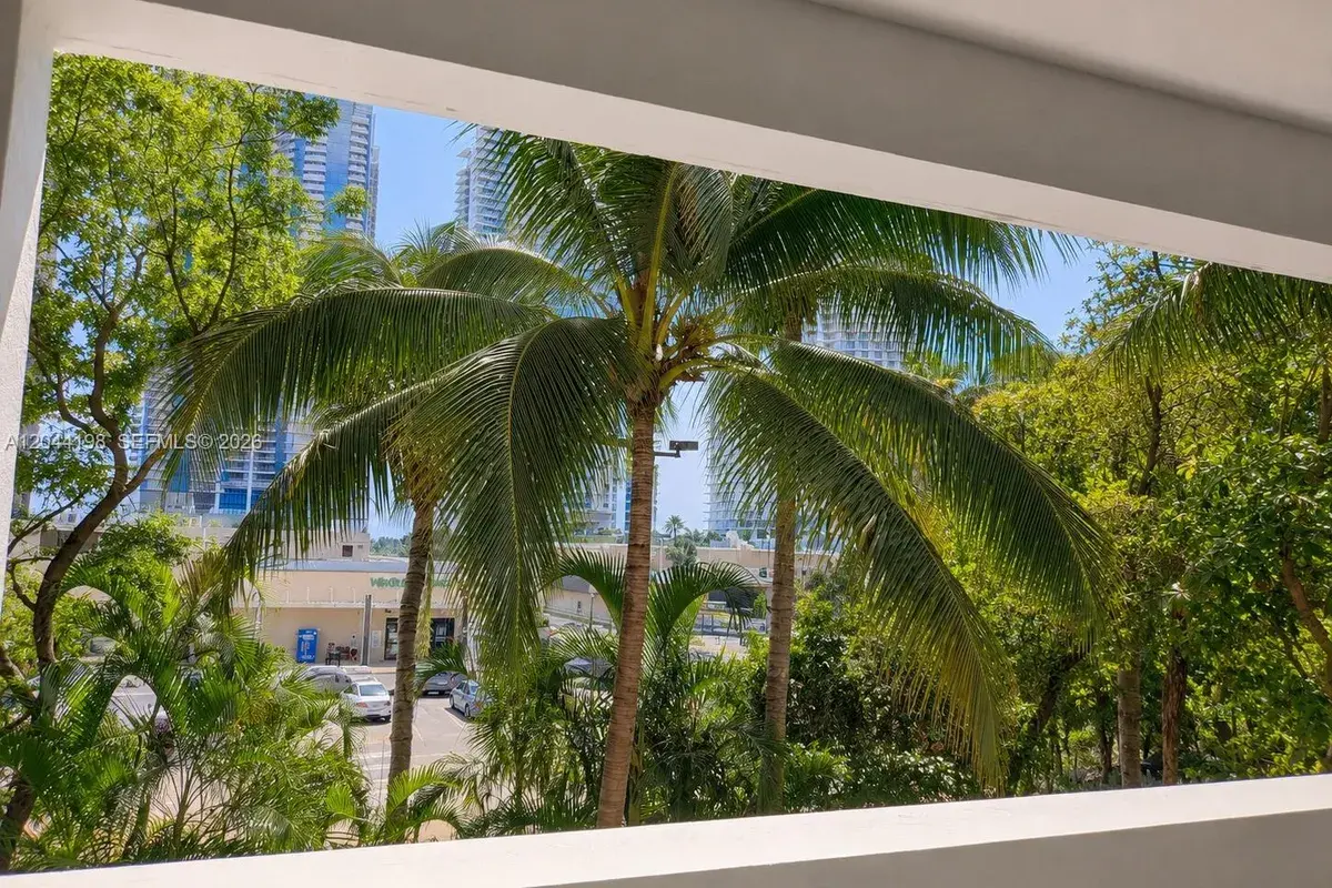 17145 N Bay Rd # 4307, Sunny Isles Beach FL 33160