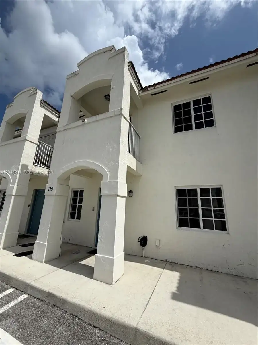 119 SW 6th Ln # 119, Florida City FL 33034 photo 2