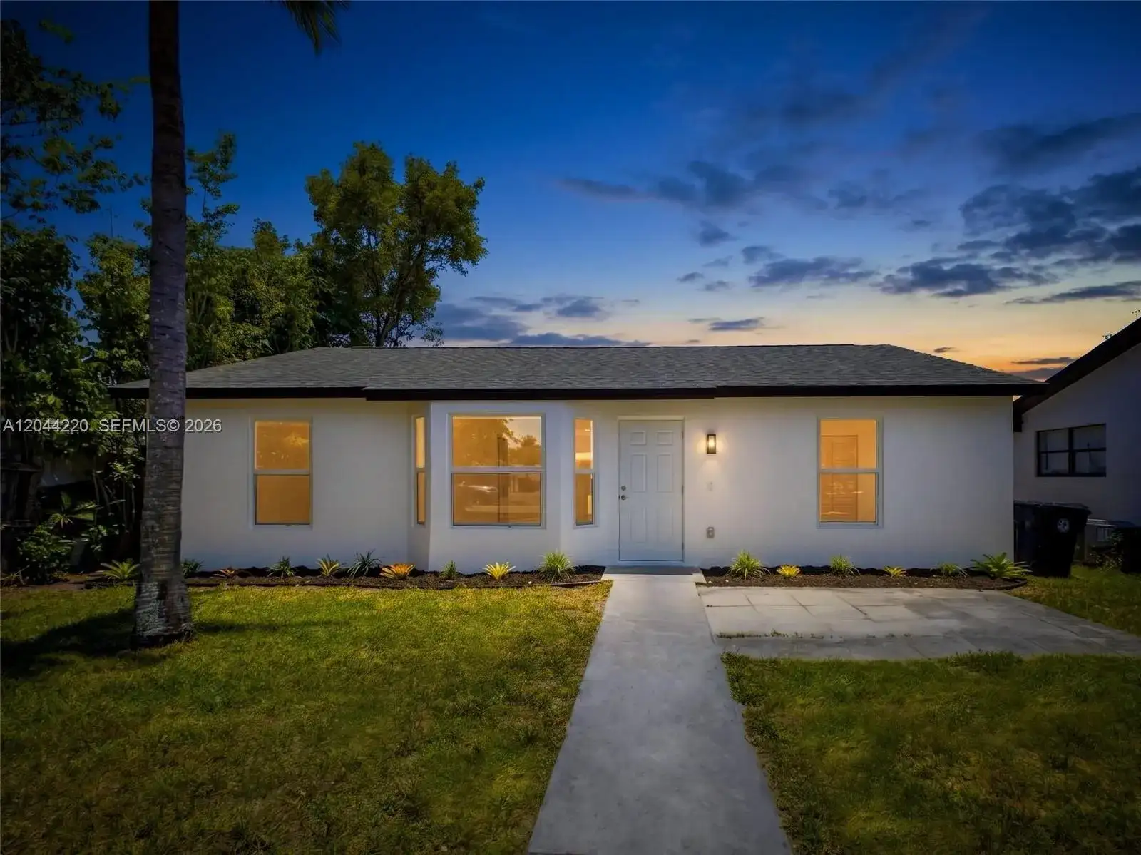 1229 18th Ave N, Lake Worth FL 33460 photo 2