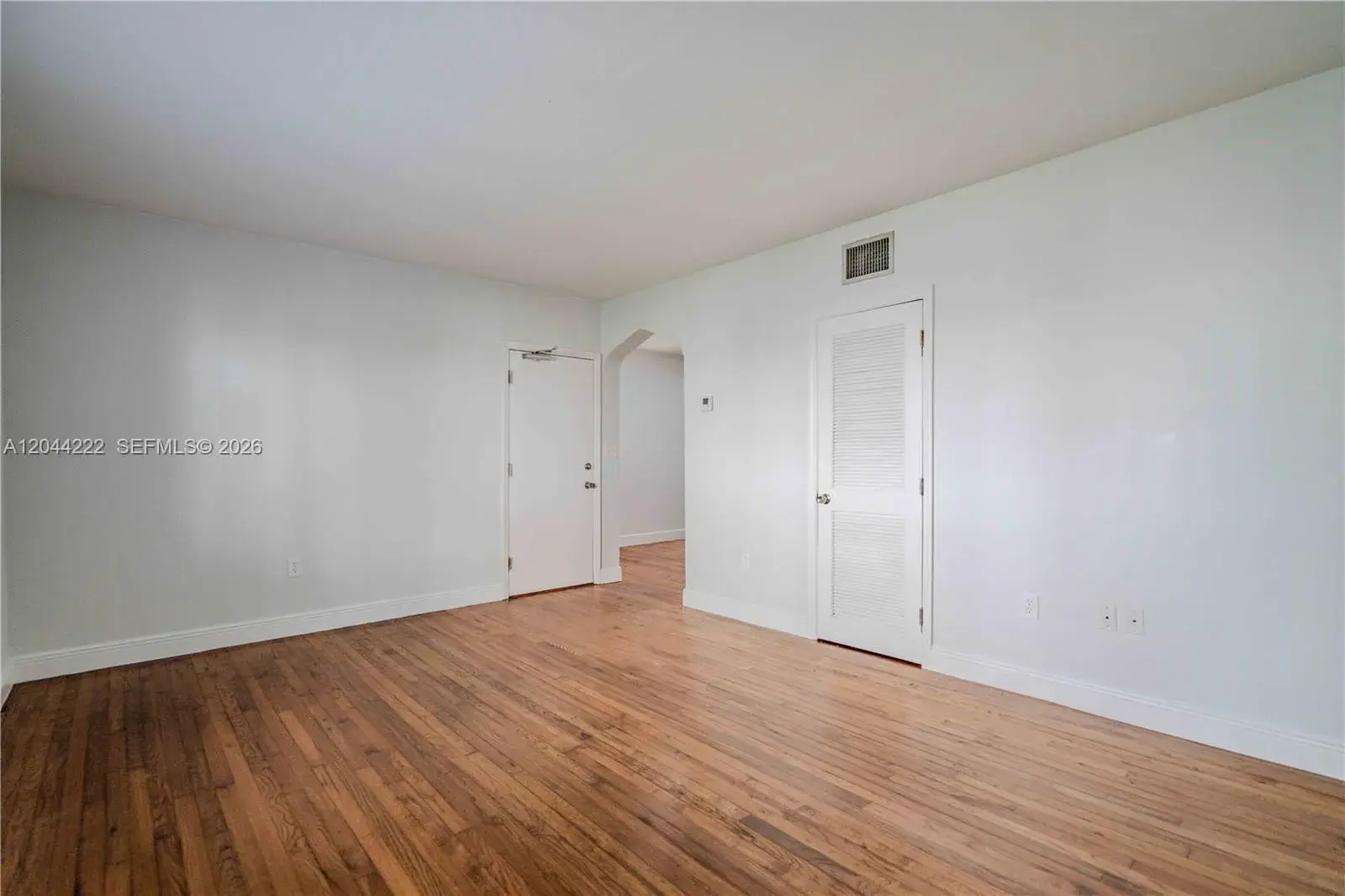 1011 Bay Dr # 106, Miami Beach FL 33141