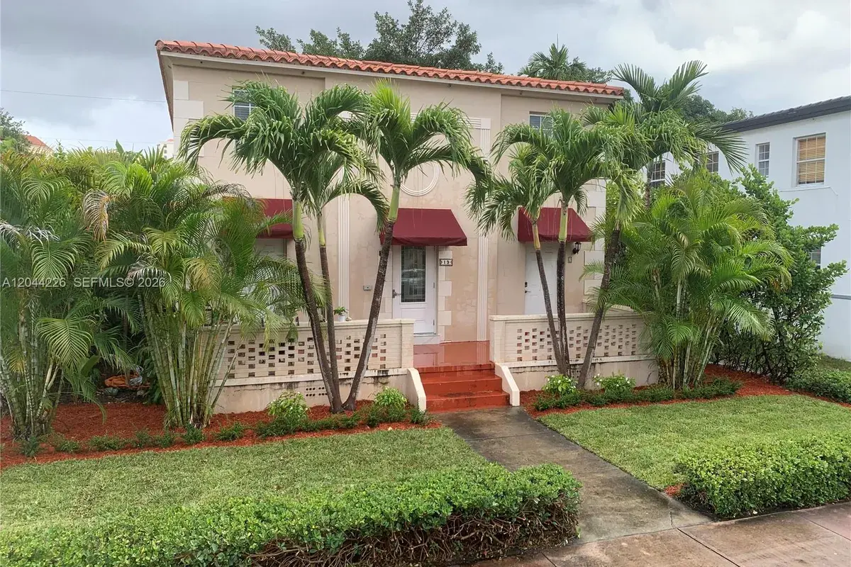 19 Sidonia Ave # 7, Coral Gables FL 33134