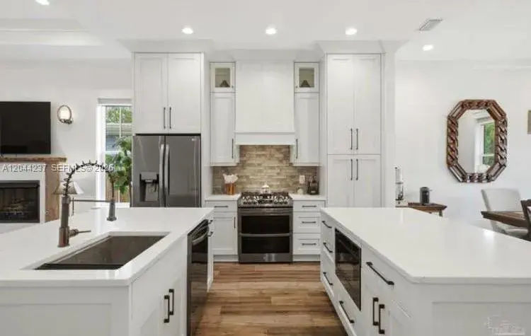 1714 E Hatton St, Other City - In The State Of Florida FL 32503