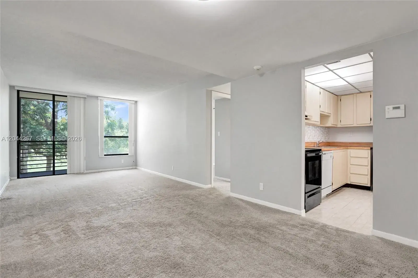 7850 W Mcnab Rd # 210, Tamarac FL 33321