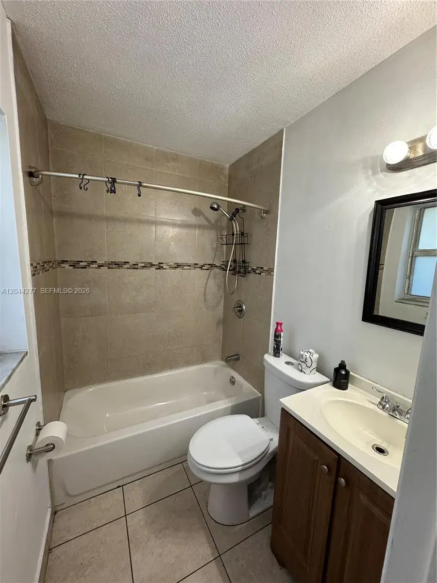 3608 NW 104th Ave, Coral Springs FL 33065