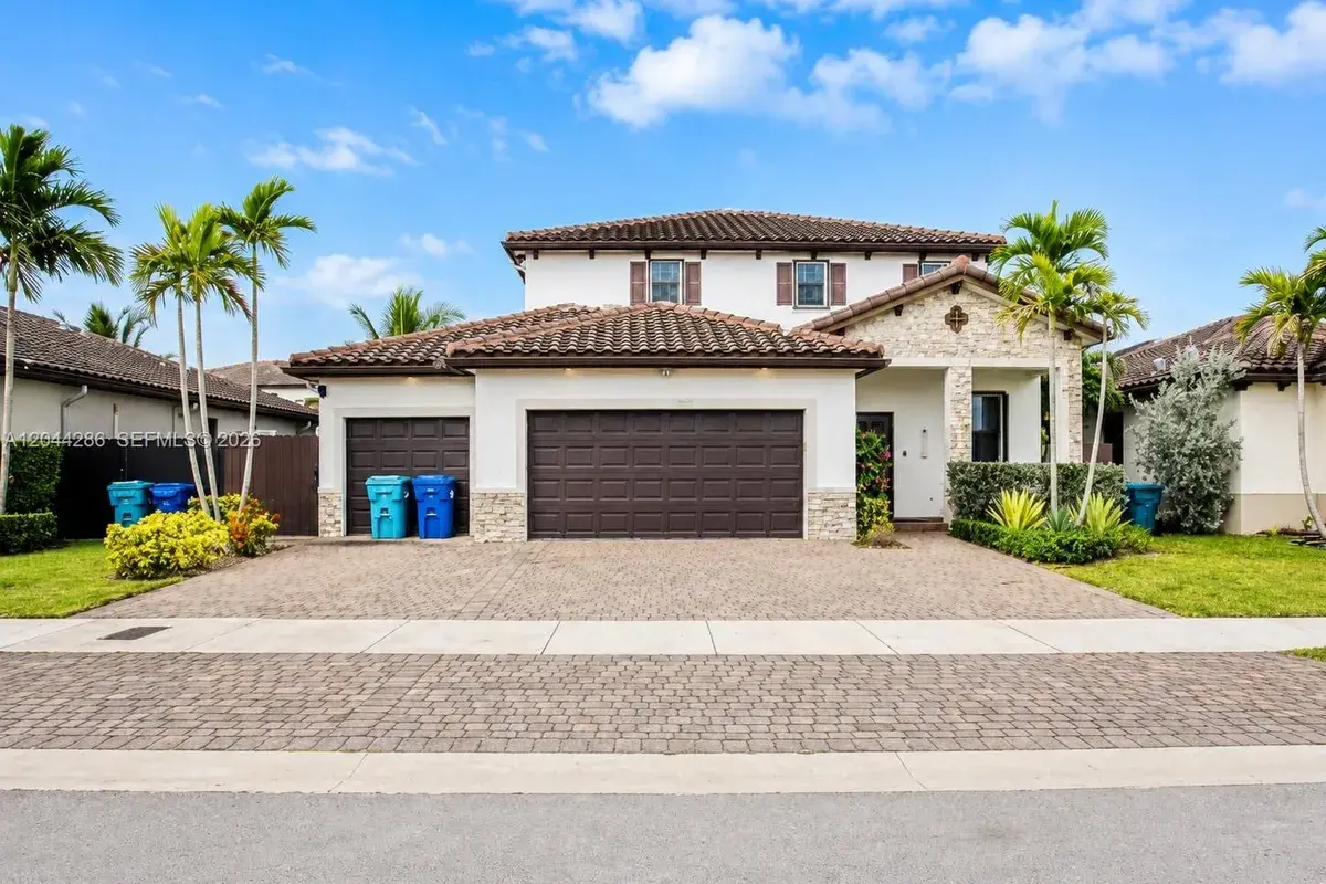 22886 SW 128th Pl, Miami FL 33170