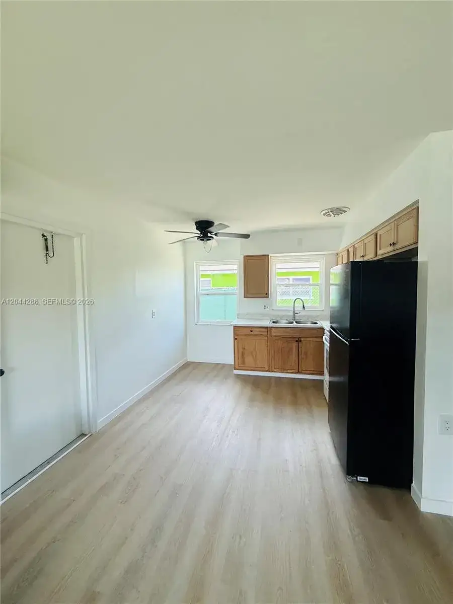 2423 Jeffcott St # 1, North Fort Myers FL 33901 photo 3