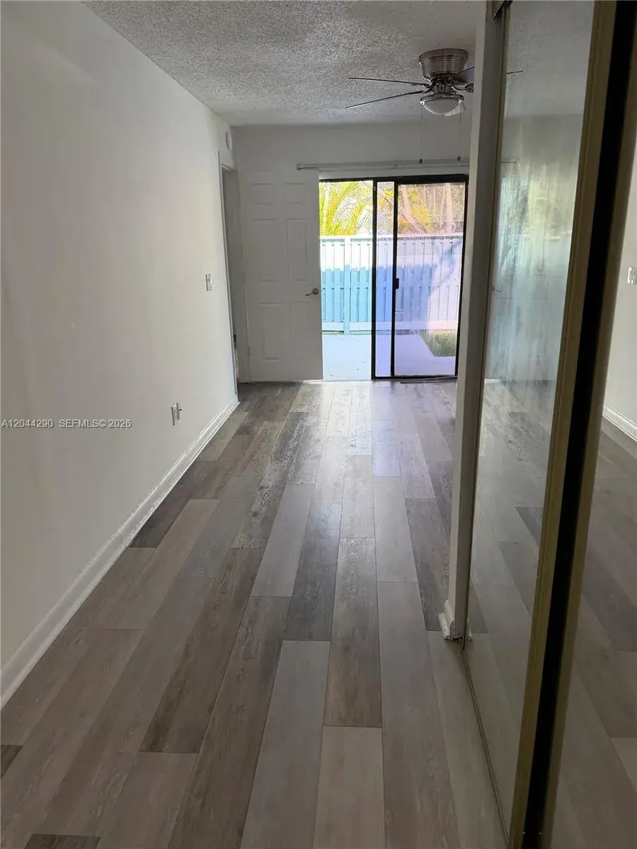 1808 Runners Way # 1808, North Lauderdale FL 33068