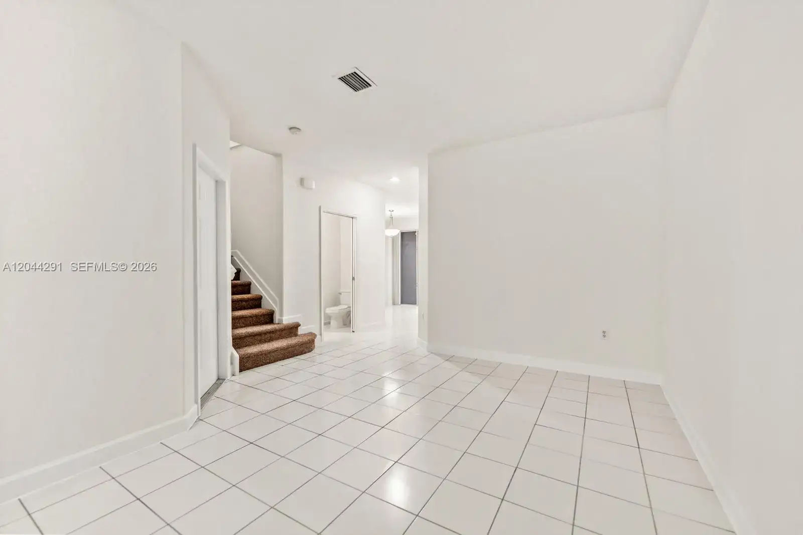 1466 SE 26th Ave, Homestead FL 33035 photo 3