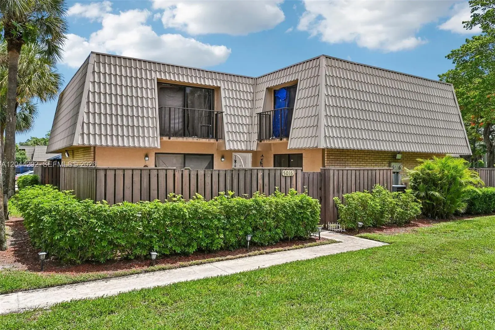 5016 50th Way, West Palm Beach FL 33409