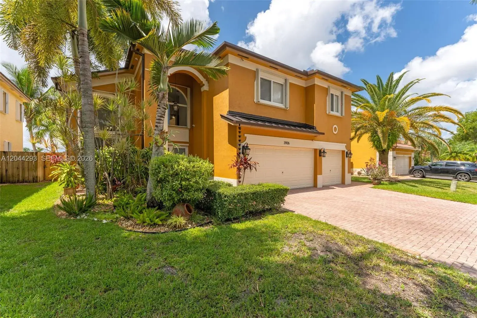 3906 NE 20th St, Homestead FL 33033