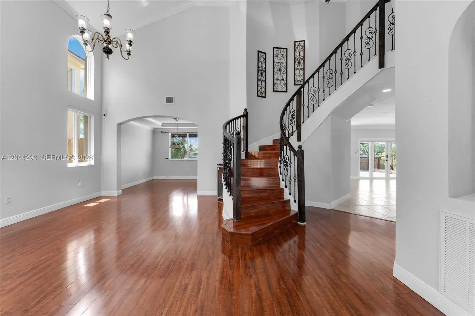 3906 NE 20th St, Homestead FL 33033