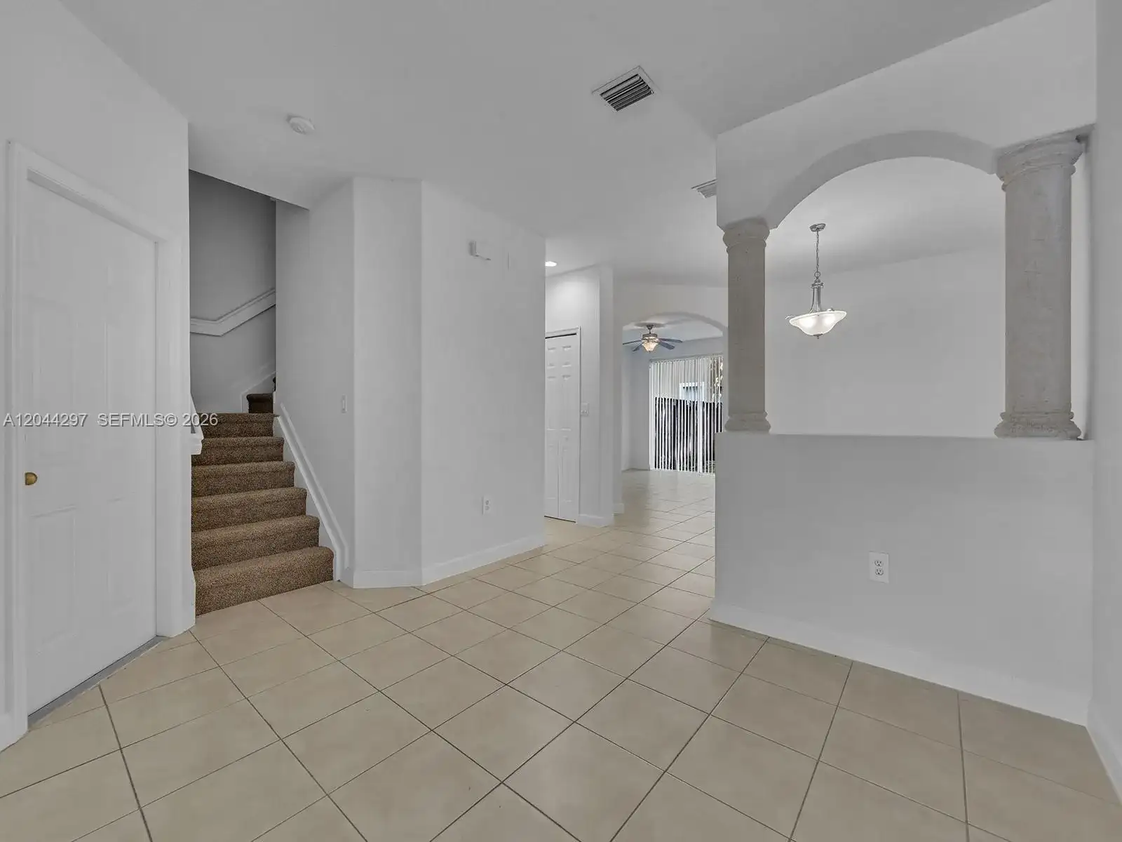 2482 SE 15th Ct, Homestead FL 33035 photo 4