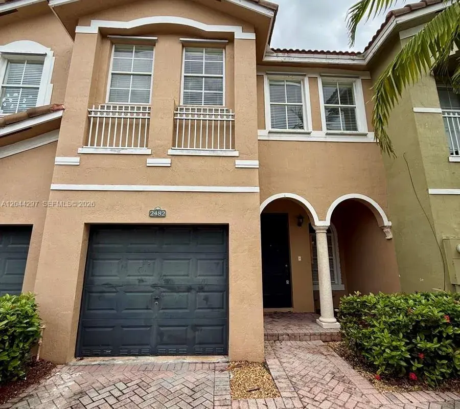 2482 SE 15th Ct, Homestead FL 33035