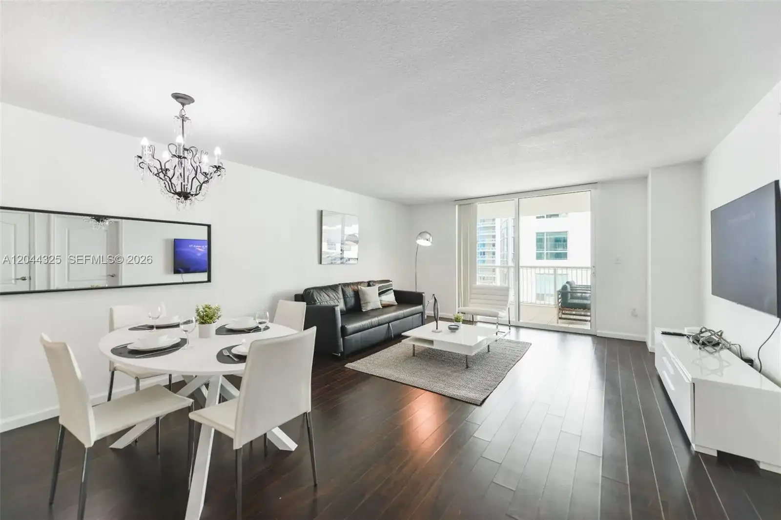 1200 Brickell Bay Dr # 3614, Miami FL 33131 photo 3