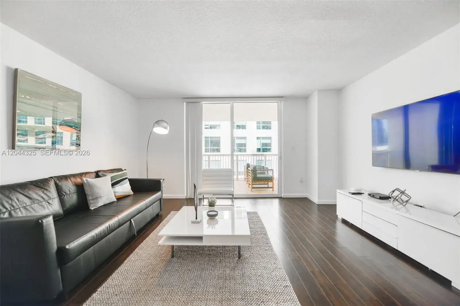 1200 Brickell Bay Dr # 3614, Miami FL 33131 photo 4