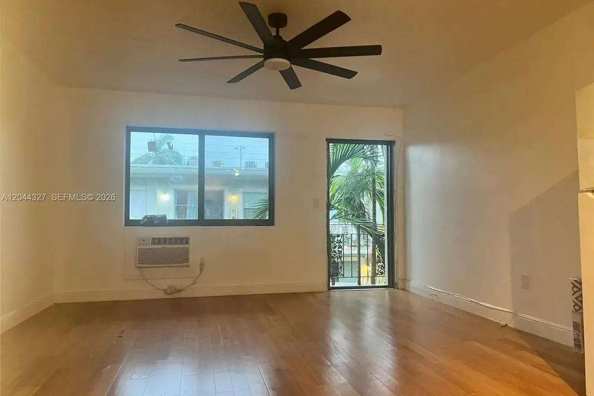 7035 Rue Granville # 3, Miami Beach FL 33141