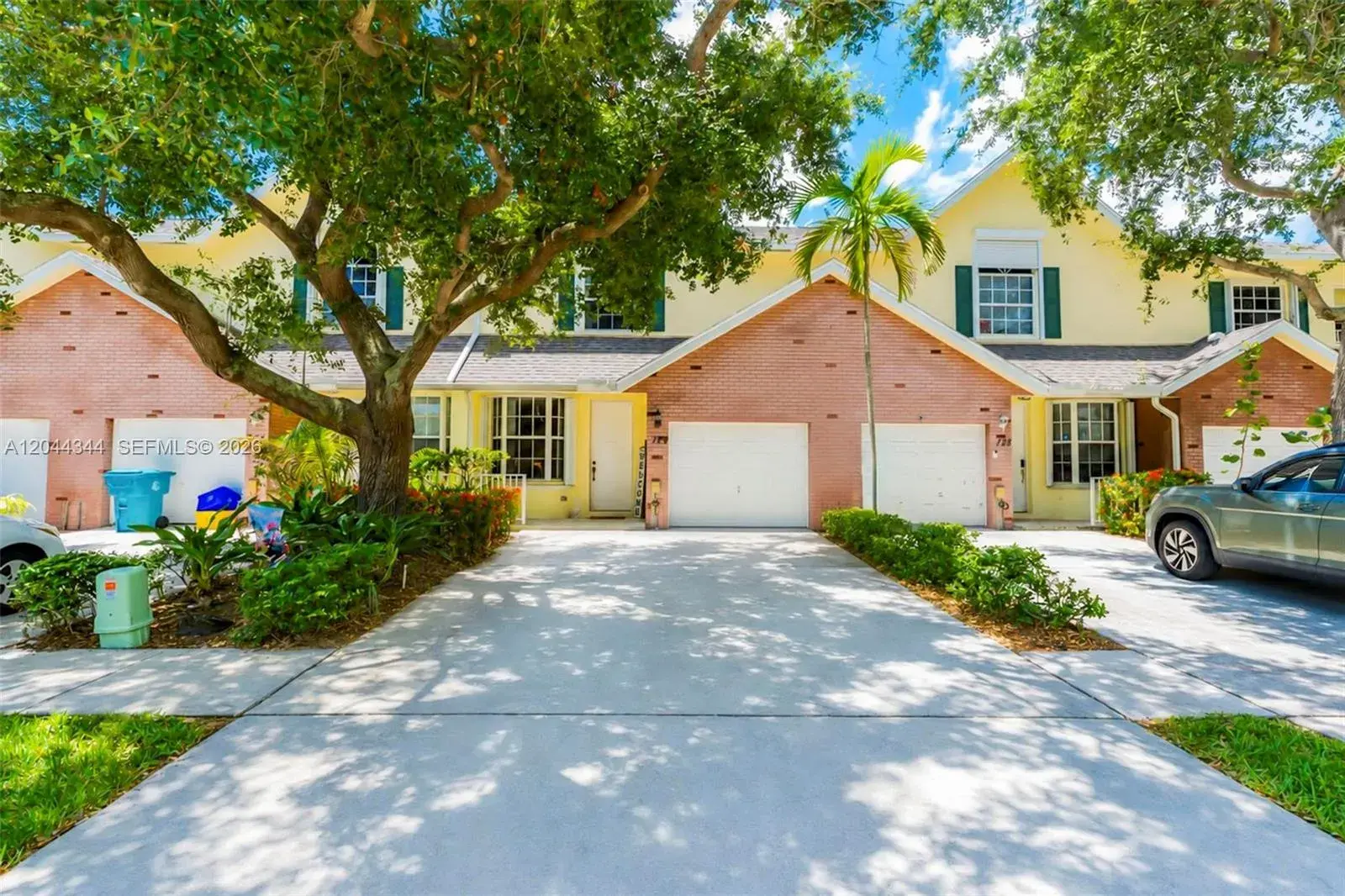 126 Spruce St, Boynton Beach FL 33426