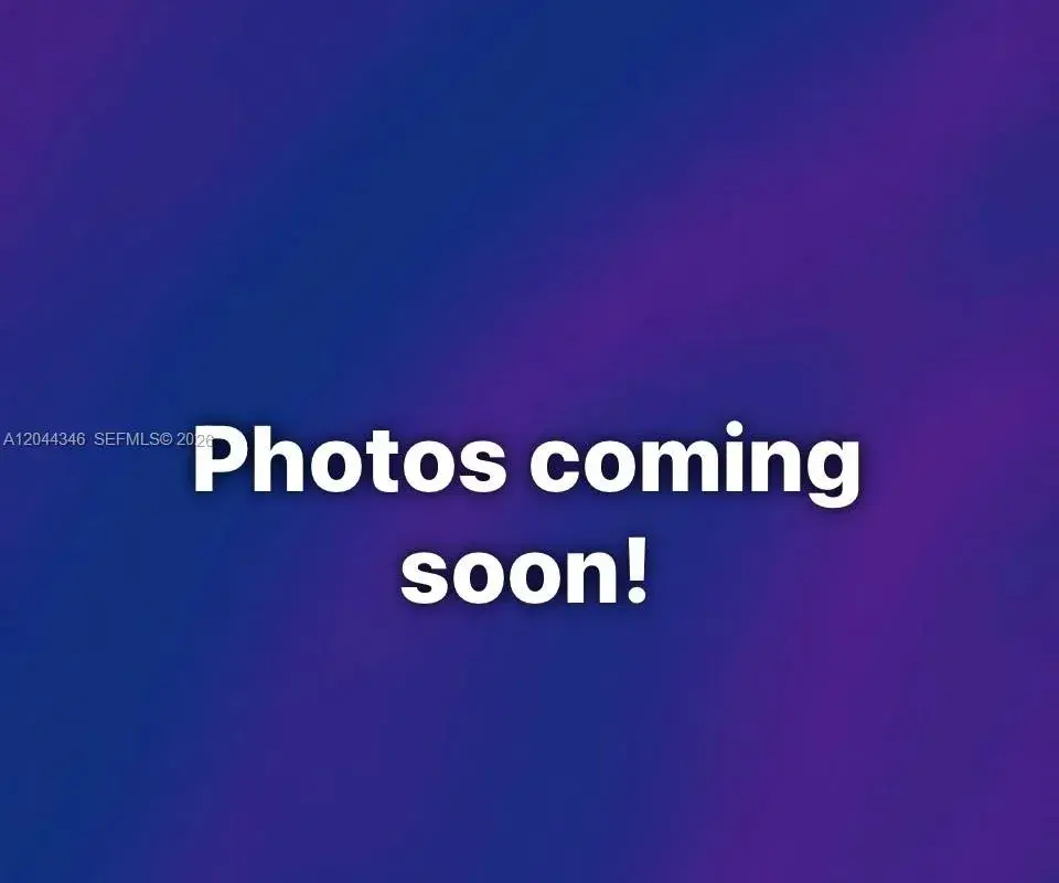 2982 E Lake Vista Cir, Davie FL 33328