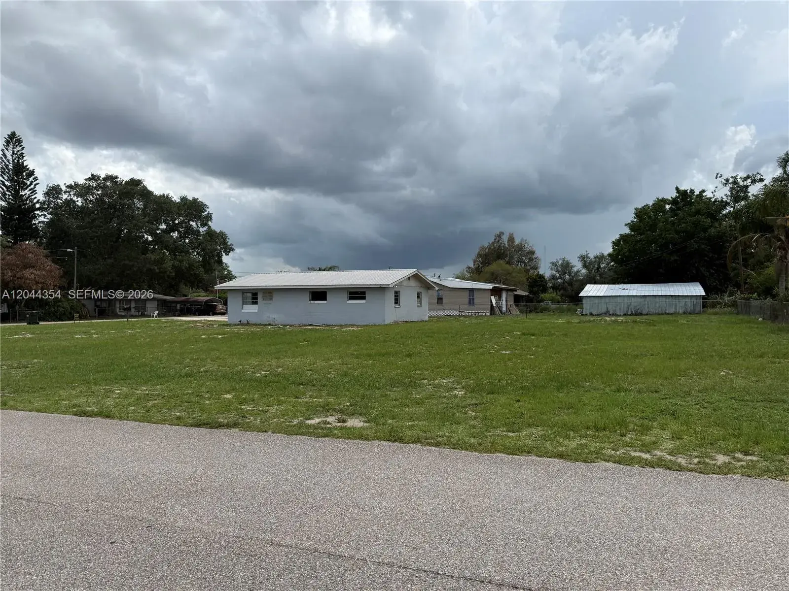 217 Palmetto St, Lake Placid FL 33852