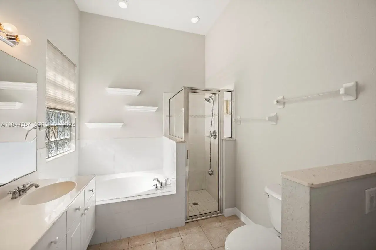 303 NW Somerset Cir, Port St. Lucie FL 34983