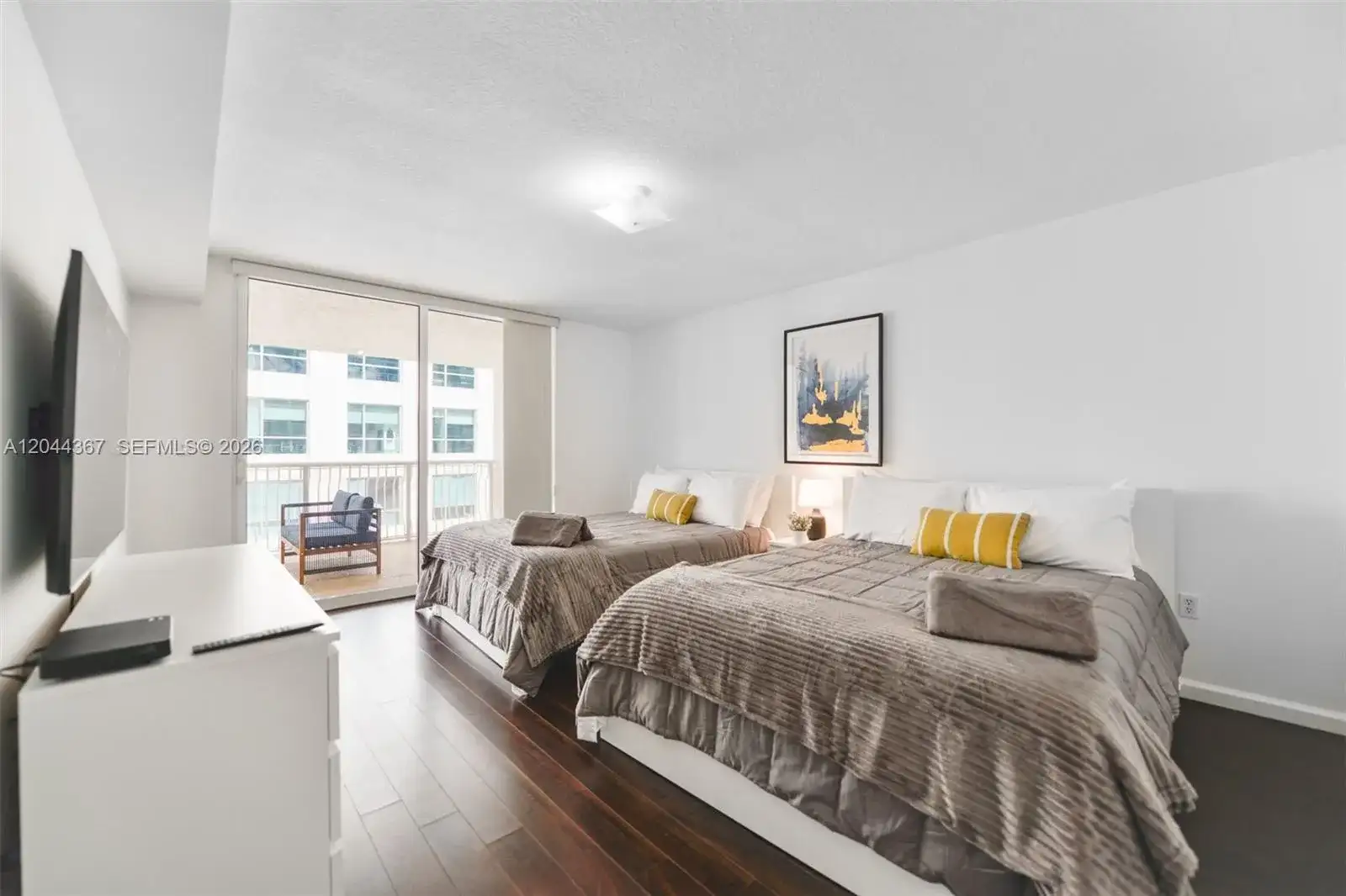 1200 Brickell Bay Dr # 3614, Miami FL 33131 photo 5