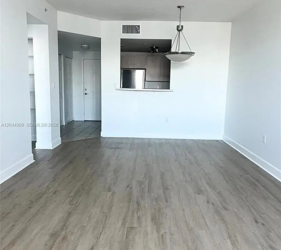 50 Menores Ave # 720, Coral Gables FL 33134
