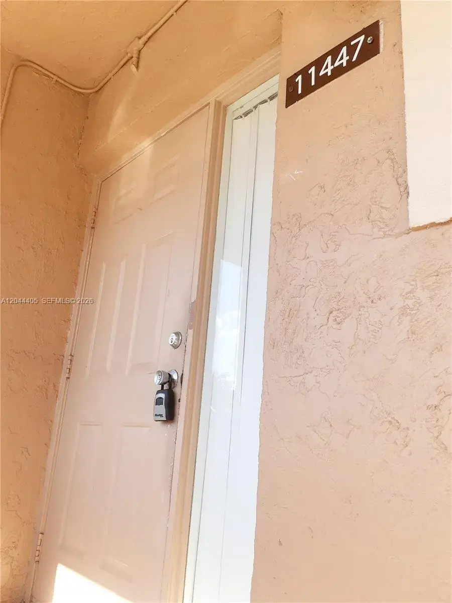 11447 NW 42nd St # 11447, Coral Springs FL 33065