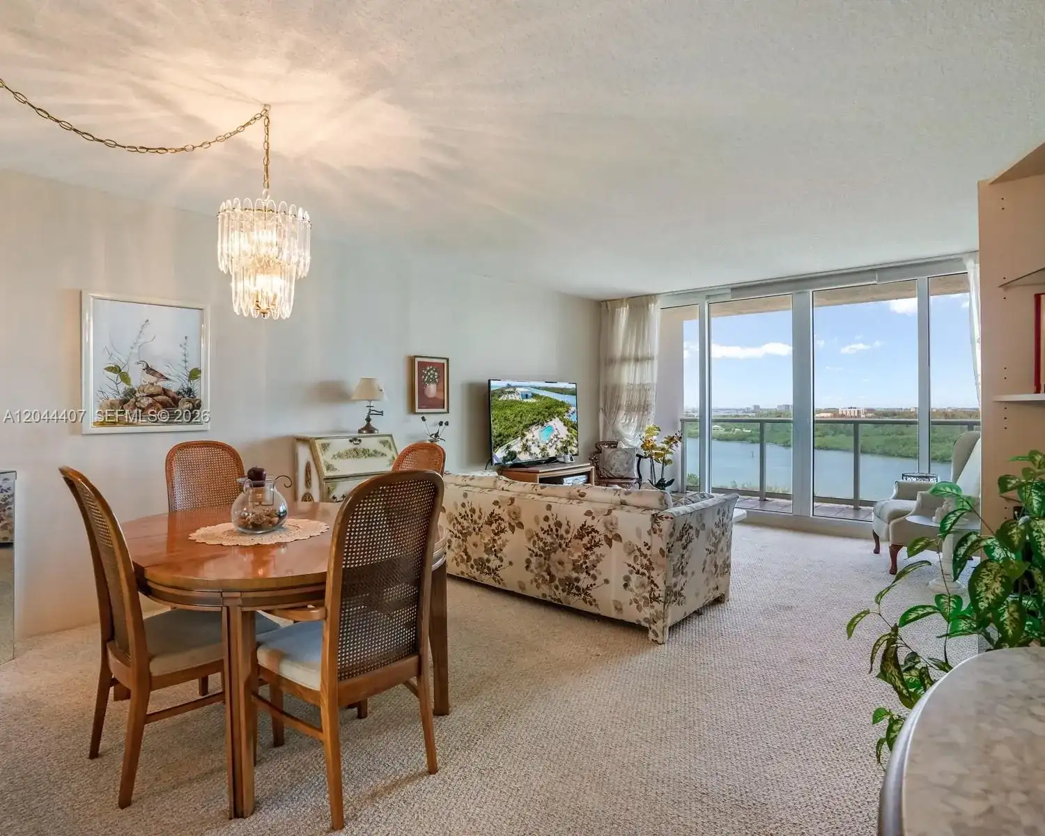 100 Bayview Dr # 1620, Sunny Isles Beach FL 33160 photo 4