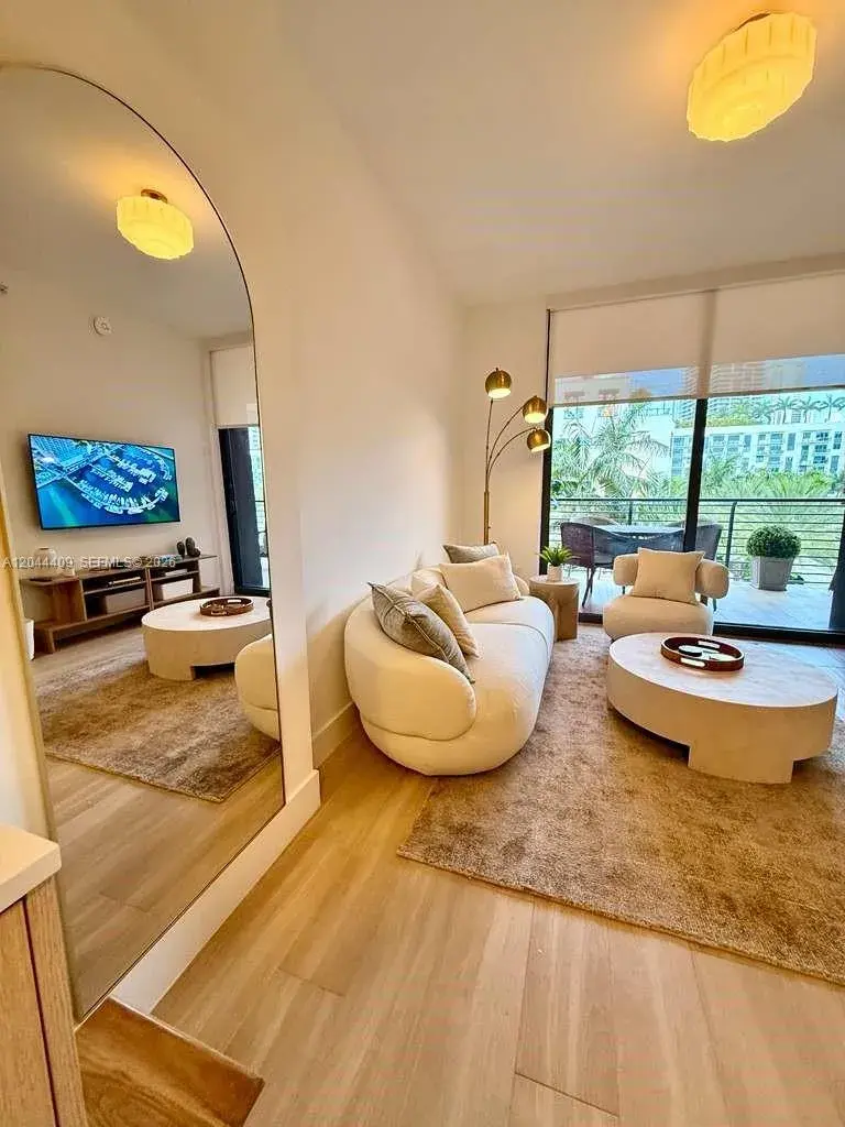 90 NE 32 # 302, Miami FL 33137