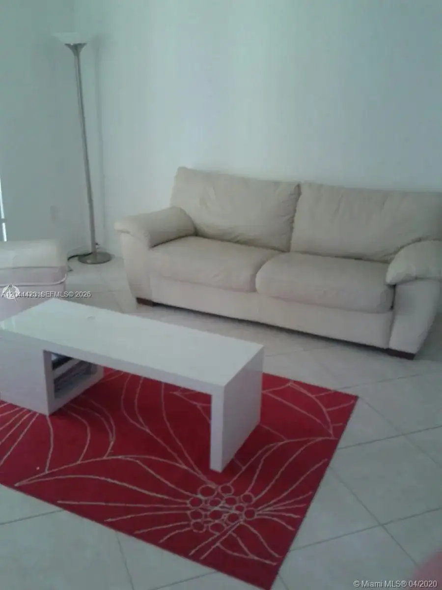 19501 E Country Club Dr # 104, Aventura FL 33180 photo 5