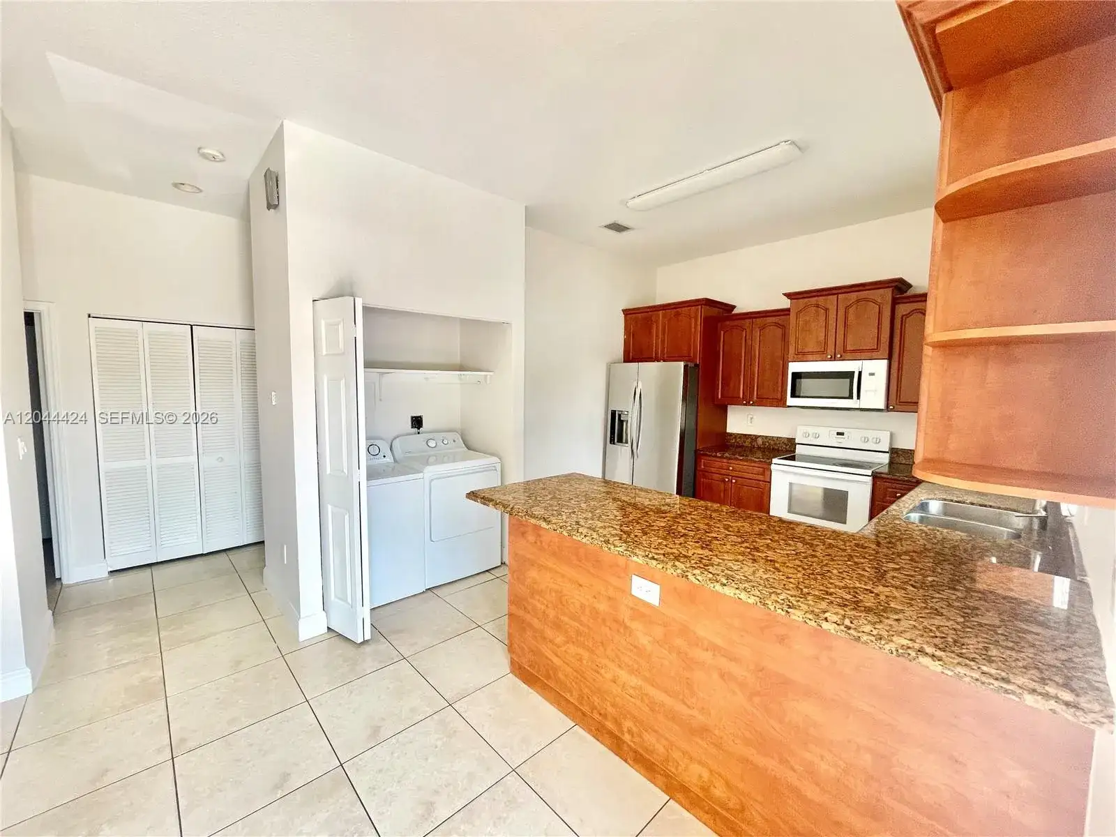 2487 W 5th Ct, Hialeah FL 33010 photo 3