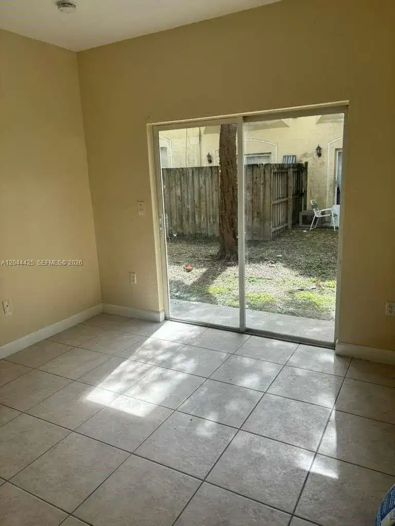 1663 SE 27th Dr # 207, Homestead FL 33035 photo 5