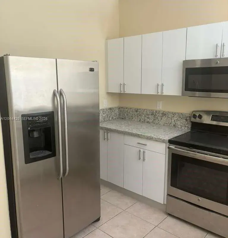 1663 SE 27th Dr # 207, Homestead FL 33035