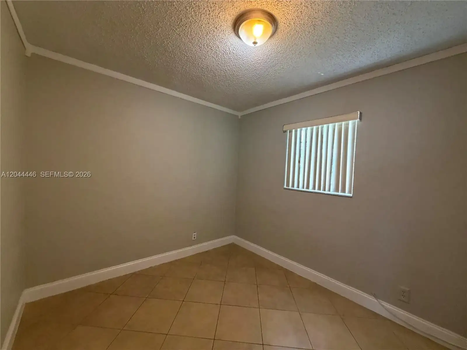 7395 Garfield St, Hollywood FL 33024 photo 4