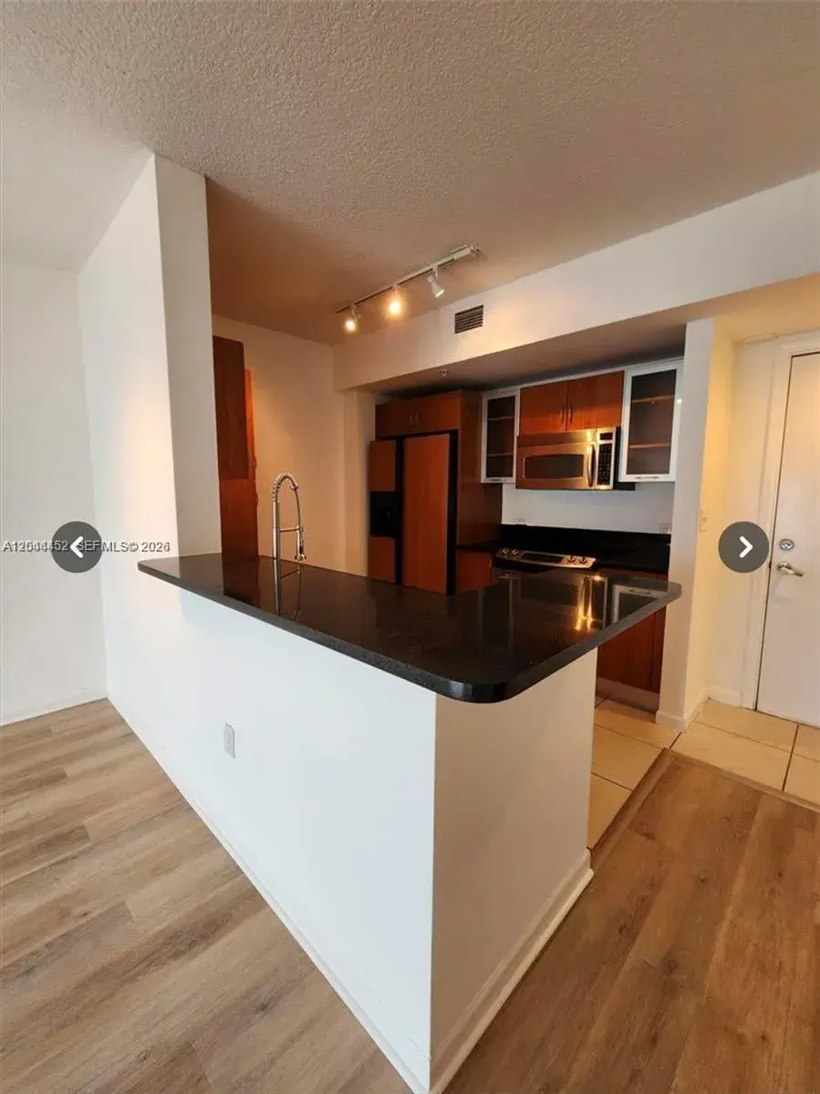 18800 NE 29th Ave # 1007, Aventura FL 33180