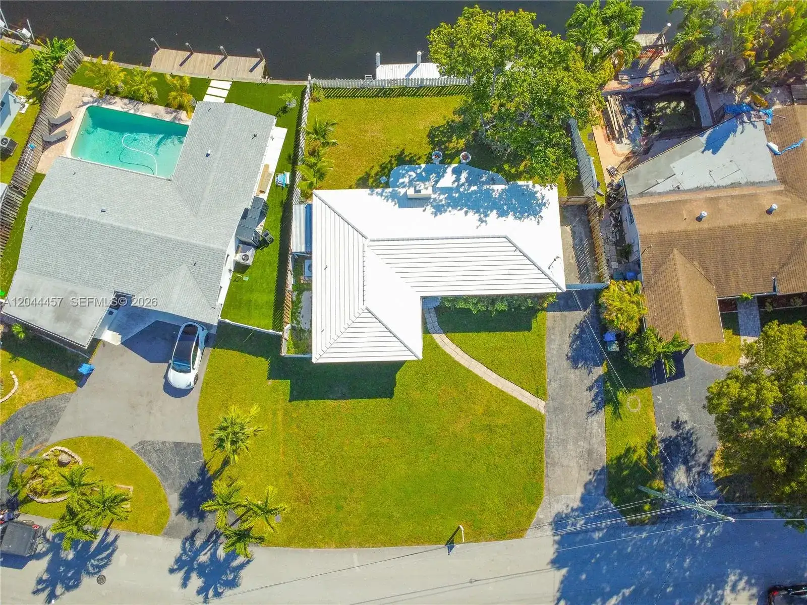 1980 NW 33rd Ct, Oakland Park FL 33309 photo 3