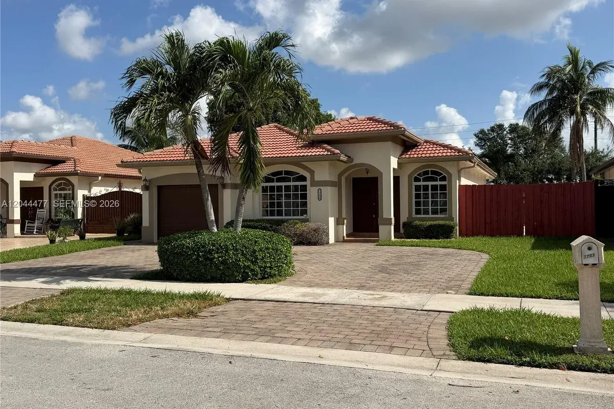 7753 NW 201st Ter, Hialeah FL 33015