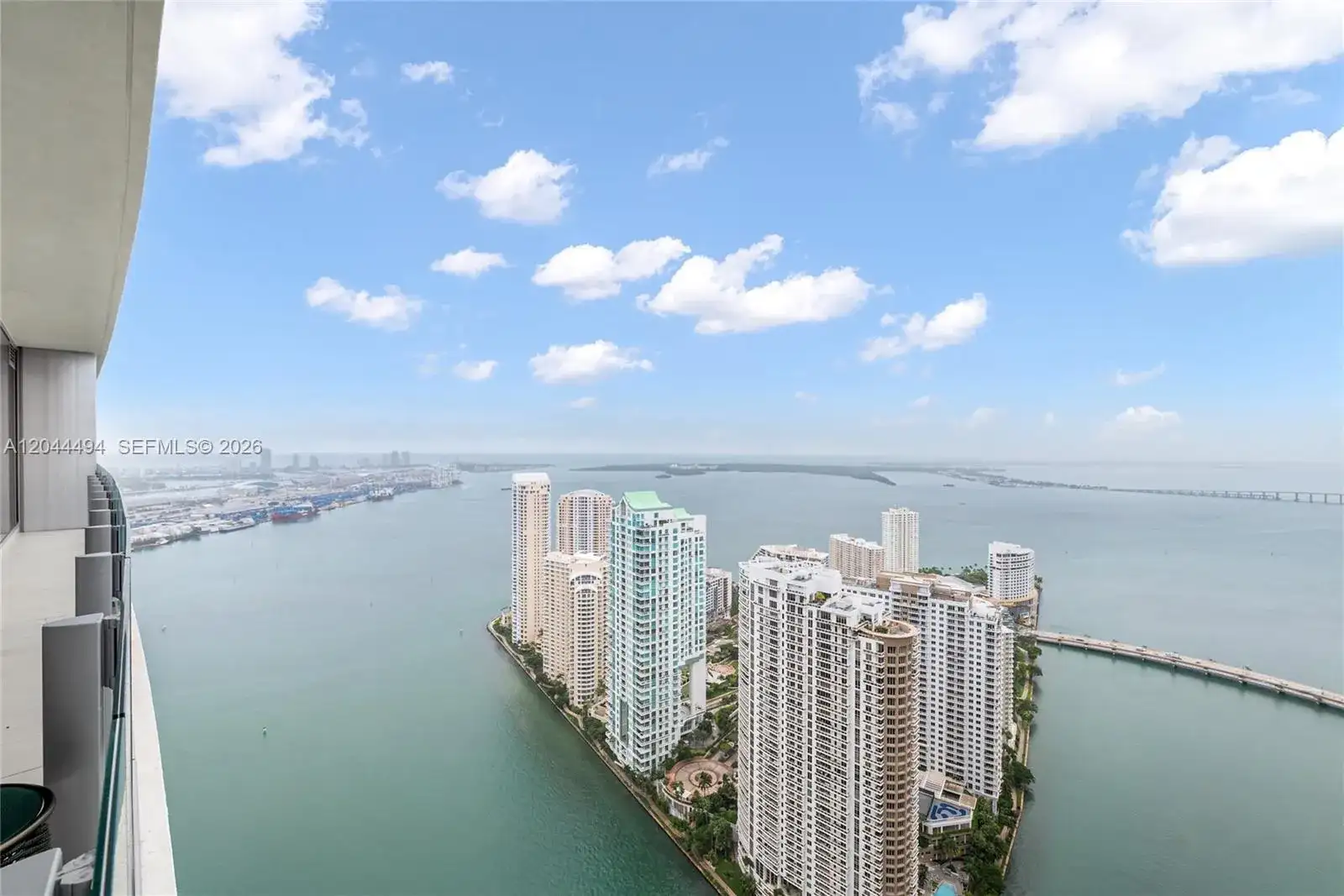 300 Biscayne Blvd Way # 5104, Miami FL 33131 photo 3