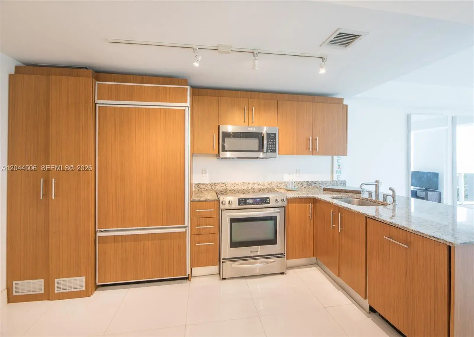 10275 E Collins Ave # 502, Bal Harbour FL 33154