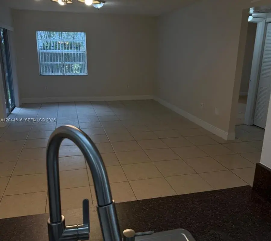 458 NE 210th Circle Ter # 8, Miami FL 33179