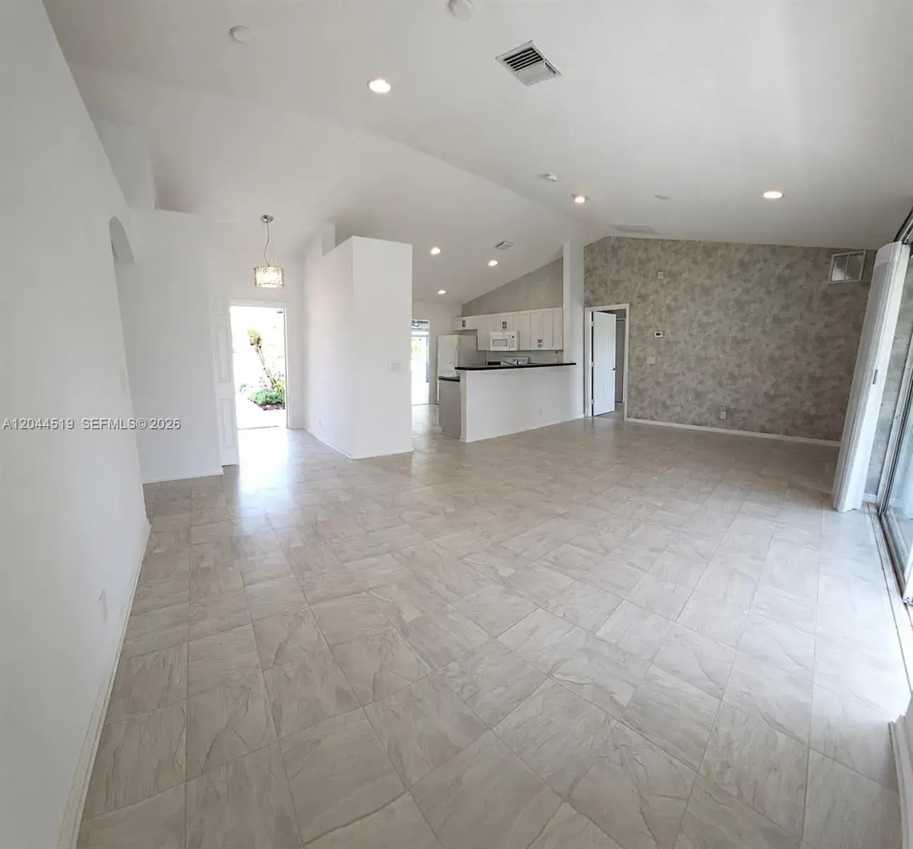 547 High Hawk Cir # 541, Vero Beach FL 32962