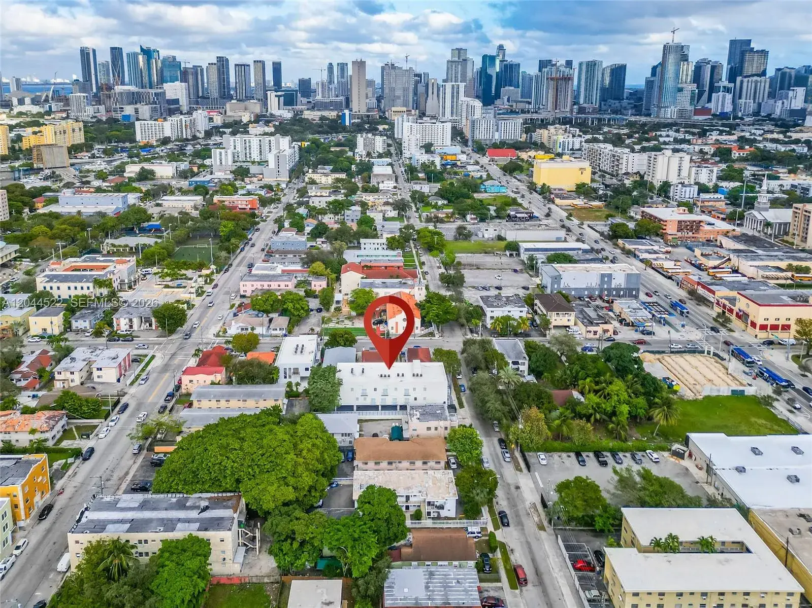 1021 NW 1st St # 204, Miami FL 33128