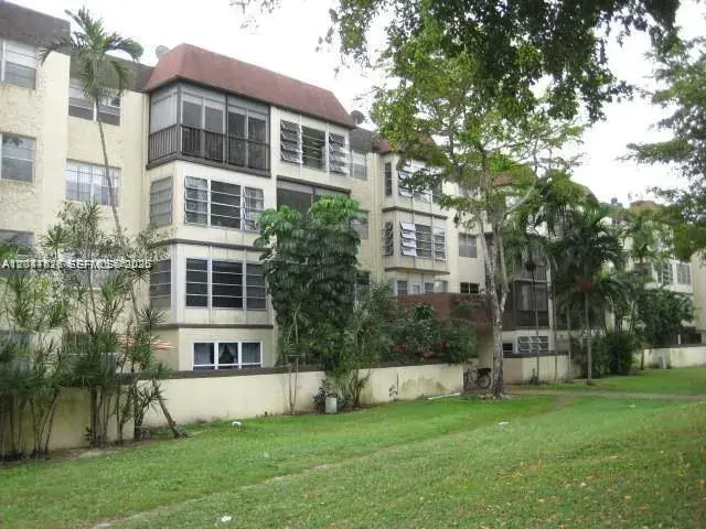 7300 NW 17th St # 210, Plantation FL 33313