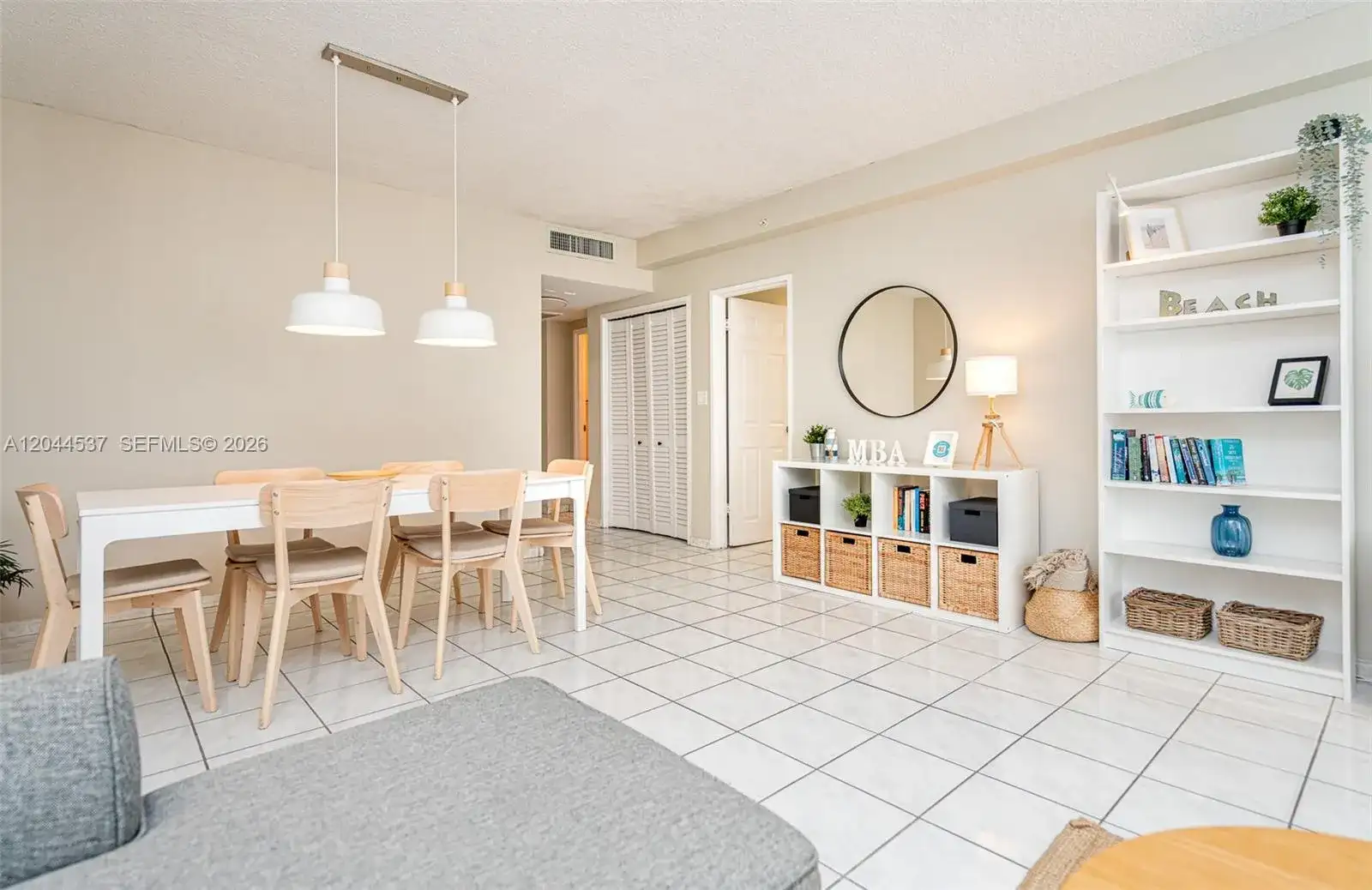 5601 Collins Ave # 1517, Miami Beach FL 33140 photo 5