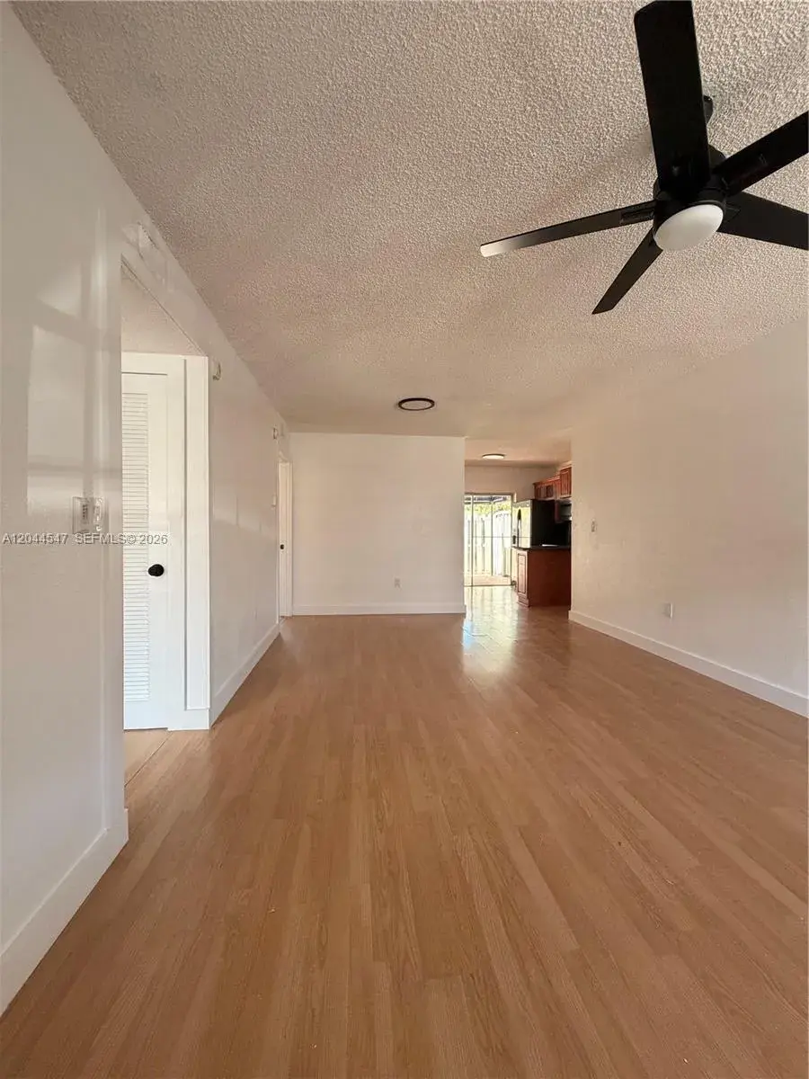 7000 NW 173rd Dr # 1805, Hialeah FL 33015