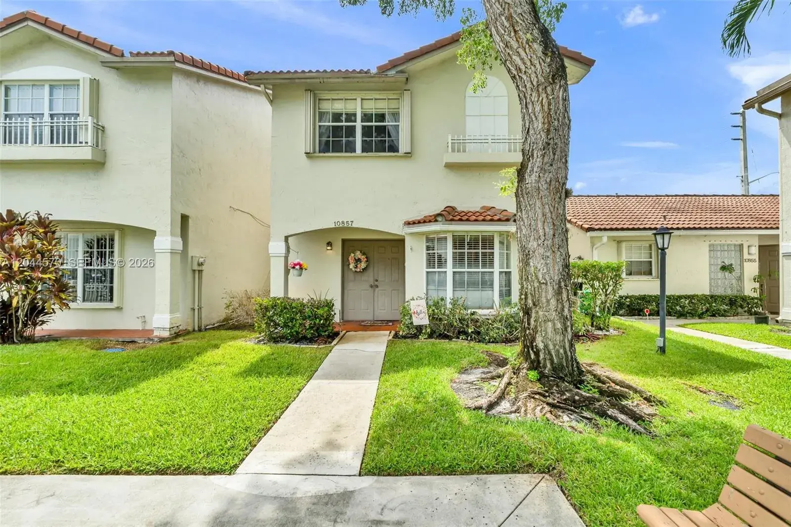 10857 NW 8th St, Pembroke Pines FL 33026